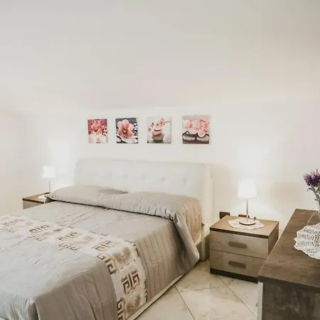 Santimone 別荘 エーボリ